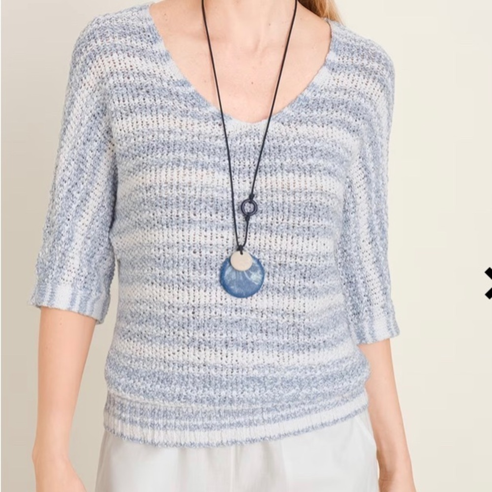 Chico’s Striped Tape Yarn V- neck pullover sweater in blue/white, size 2 cotton